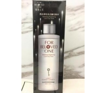 宠爱之名 亮白净化化妆水200ml 现：亮白净化光之钥化妆水200ml 化妆品