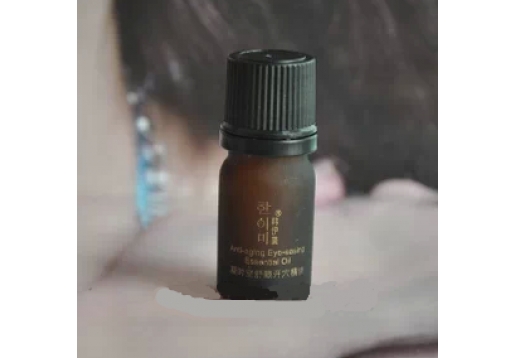 韩伊美 凝时空舒眼开穴精油5ml