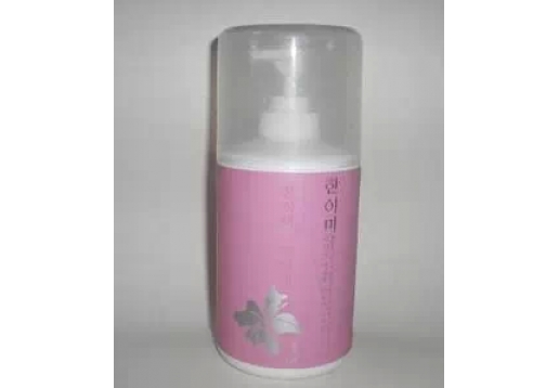 韩伊美 安馨舒缓洁面乳400ml