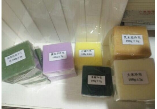 集丽舍  绿茶冷皂100g （薰衣草/柠檬/乳木果/茶树/大米）可选 洁面的手工皂