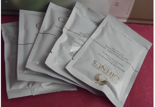  金粉丽炫 VE眼部滋养软膜粉75g