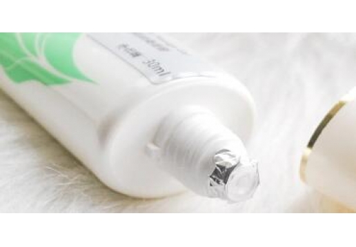 莱斯贝儿  眼部按摩啫喱30ml