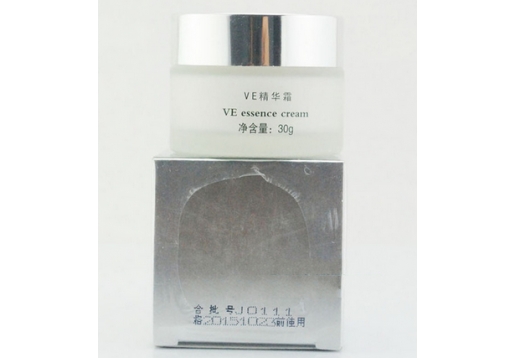 绿·嫩  VE精华霜30g