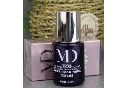 玛玳  莹透无暇精华素30ML1号