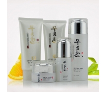 木槿花 莹白亮肤保湿养颜5件套化妆品