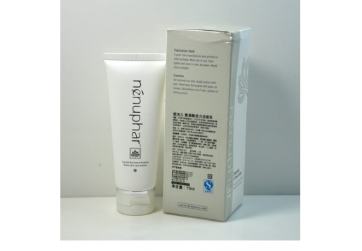 妮法儿 氨基酸活力洁面慕丝150ML