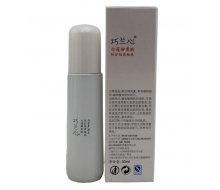 巧兰心 白莲瓣柔肤防护隔离粉底30ML