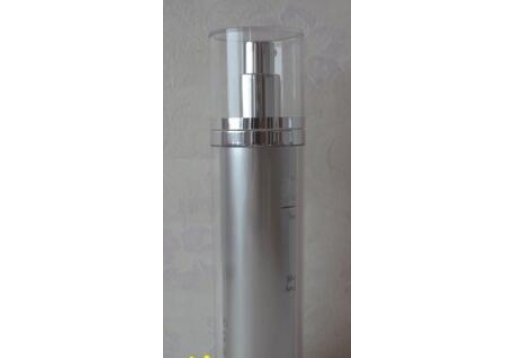 圣洁之缘 舒缓修护精华乳100ml