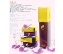 雯艾尔 玫瑰三宝套3件化妆品