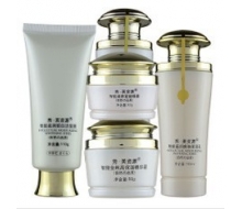 秀美资源 智能滋润皙白系列5件套装化妆品