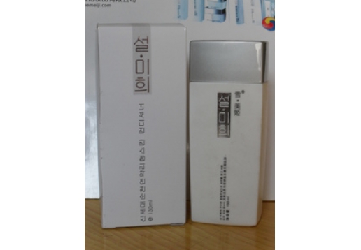 雪美姬 盐泉精华泥平衡清透洁面乳100ml