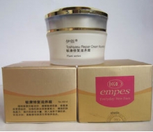 伊佰 全效明眸金眼胶30g化妆品