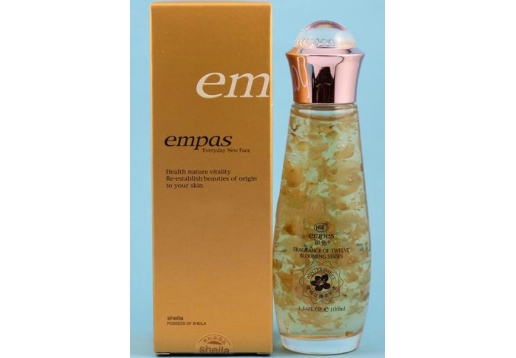 伊佰 雪梅花瓣美肌液100ml 