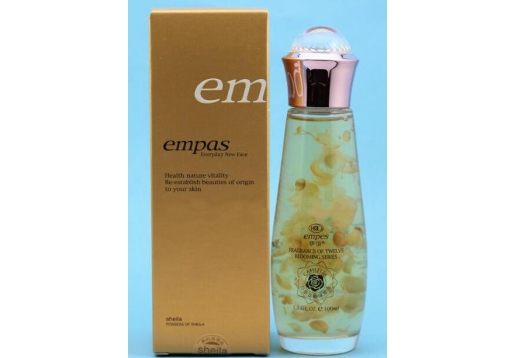 伊佰 白茶花瓣保湿液100ml