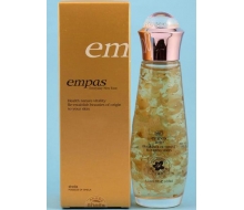 伊佰 雪梅花瓣美肌液100ml 