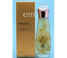 伊佰 白茶花瓣保湿液100ml